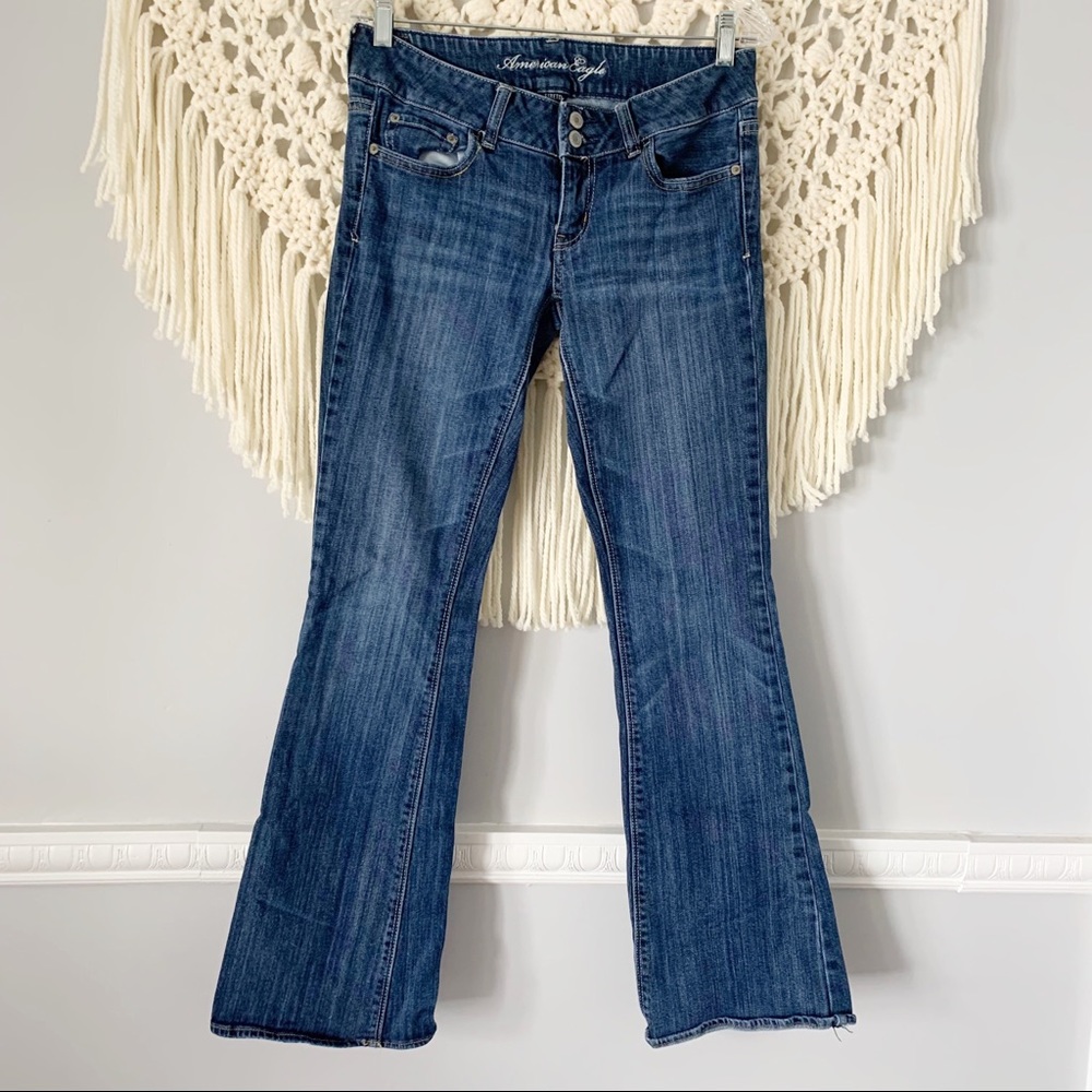 American Eagle Low Rise Artist Flare Leg Jeans 6 - Picture 6 of 6
